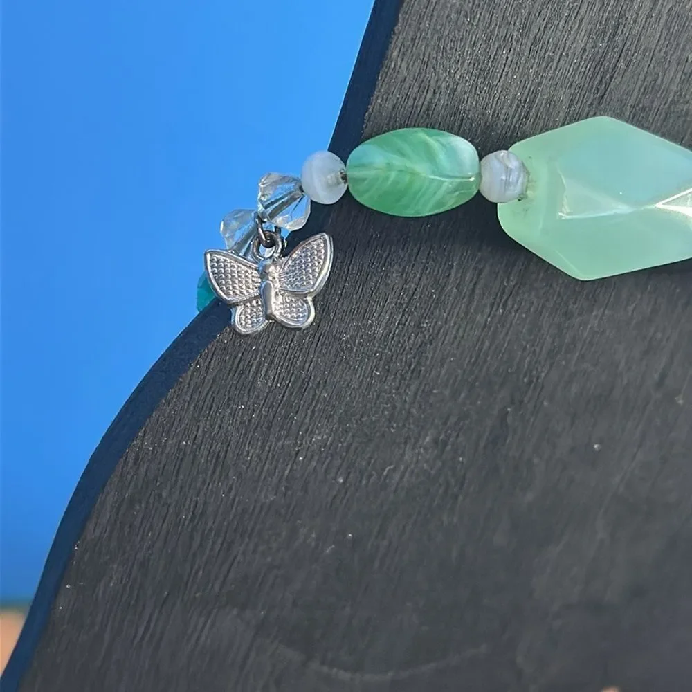 Handmade Beaded Bracelet – Green White Beads, Silver Tone Flower, Toggle Clasp